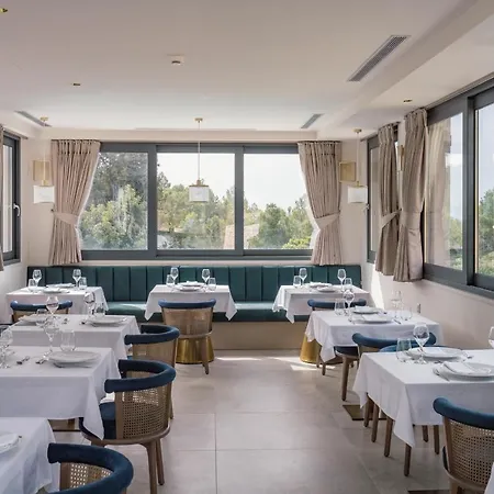Celestial Hotel 4*